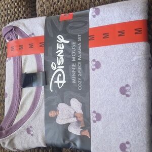 Lady's Minnie Mouse 2-piece piece pajama set(5)